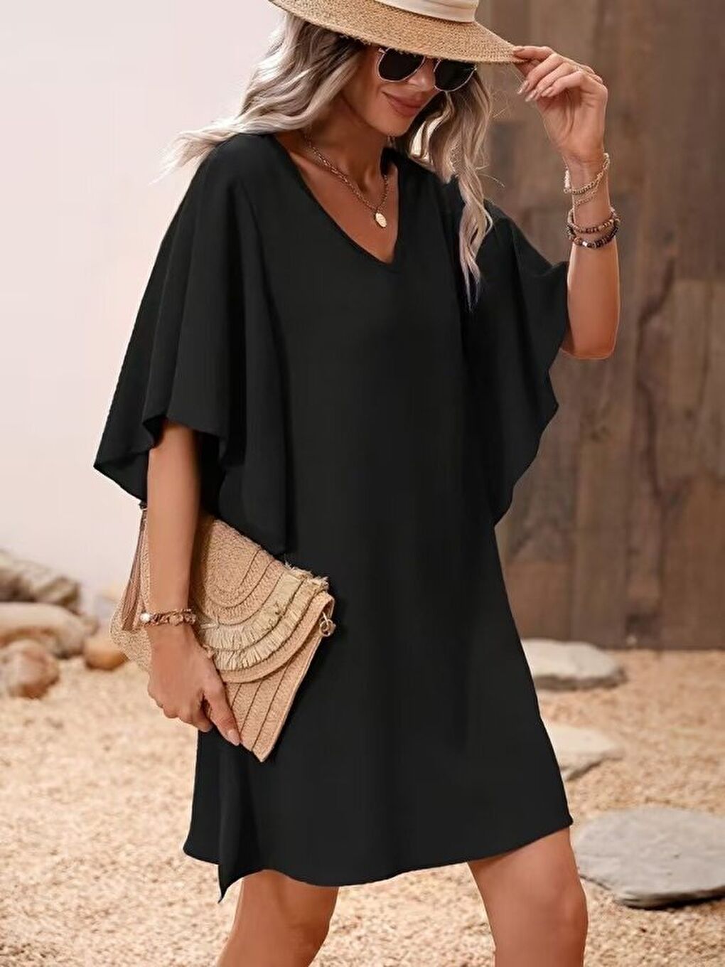 Siyah Kadın Kısa Kollu V Yakalı Yanları Volanlı Kısa Ithal Krep Elbise-1