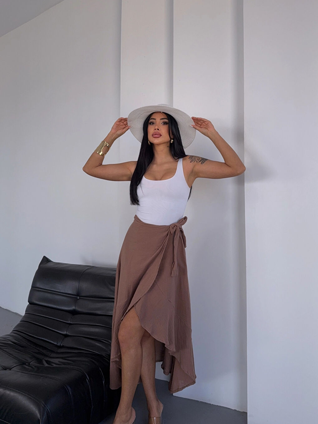 Sarı Kadım Camel Belden Bağlamalı Asimetrik Müslin Etek HZL25S-DSB117801-4