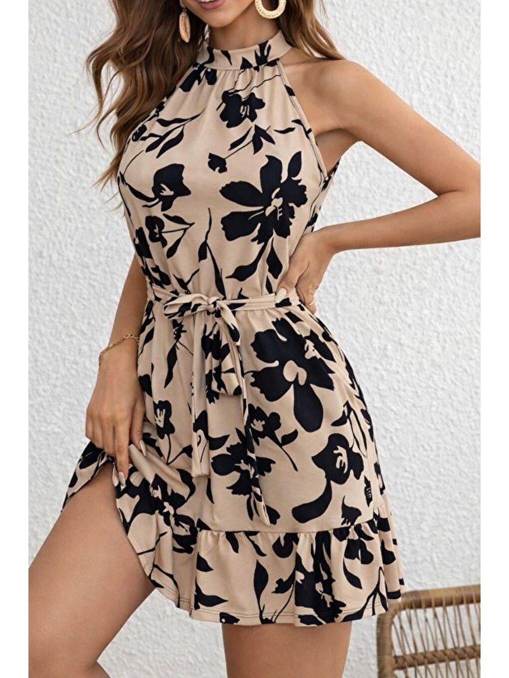 Kahverengi Kadın Omuzlardan Açık Balıkçı Yakalı Kuşaklı Desenli Kısa Süprem Elbise-2