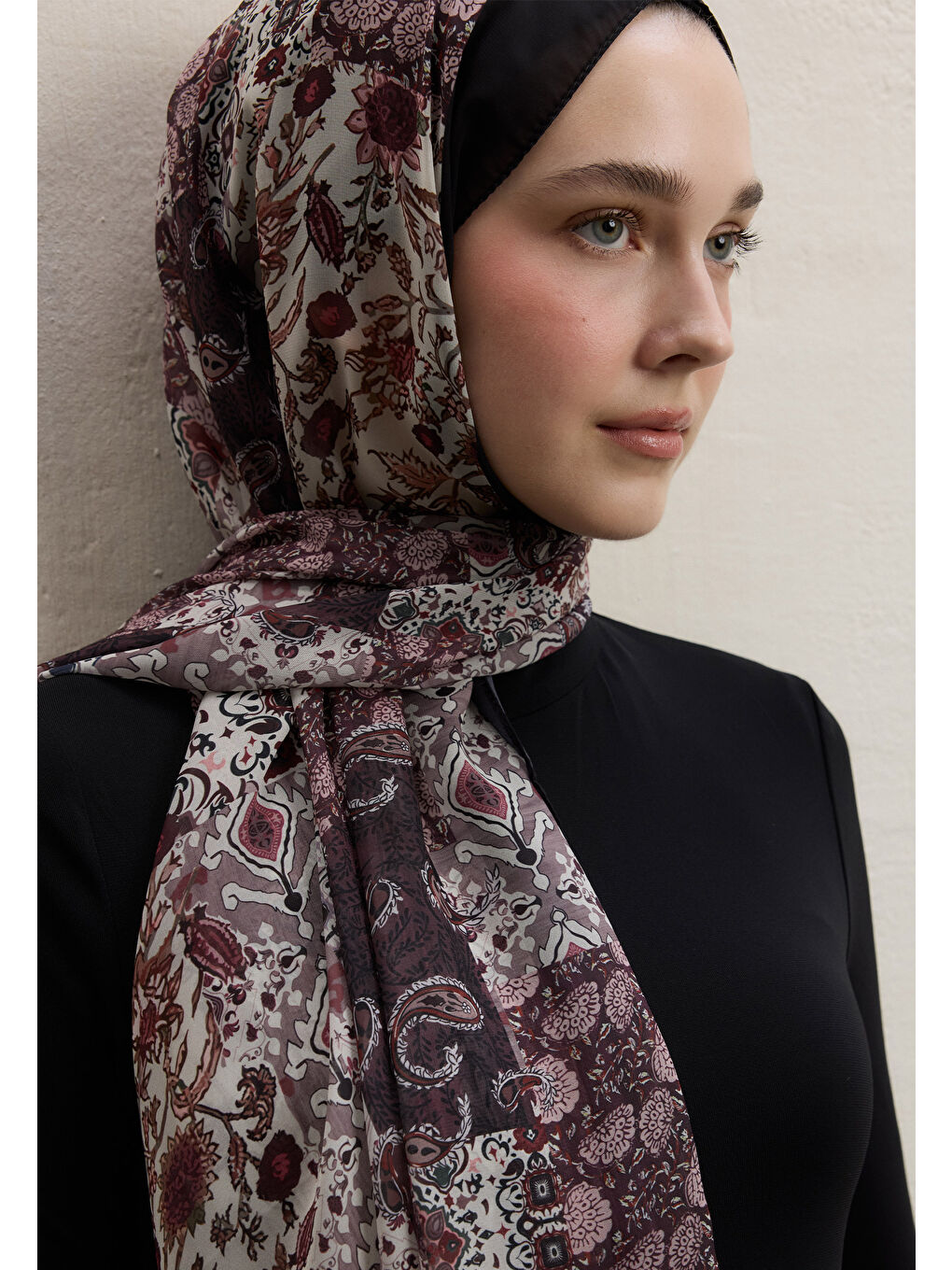 Pembe Ethnıc Fıgure Desen İpek Krep Şal Gülkurusu-1