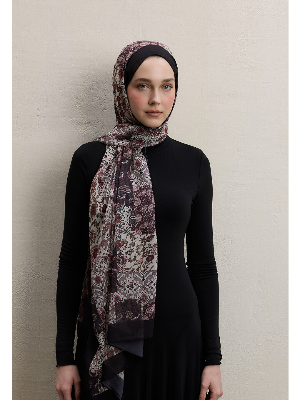 Pembe Ethnıc Fıgure Desen İpek Krep Şal Gülkurusu-2