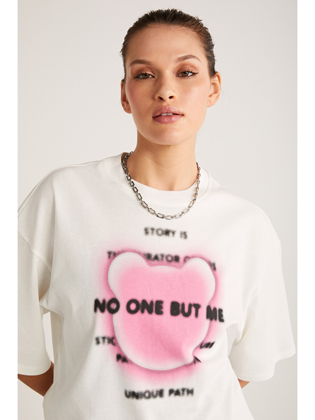 Bug Kadın %100 Organik Pamuklu Baskı Detaylı Oversize Fit Bol Kesim Kısa Kollu Ekru T-shirt-4