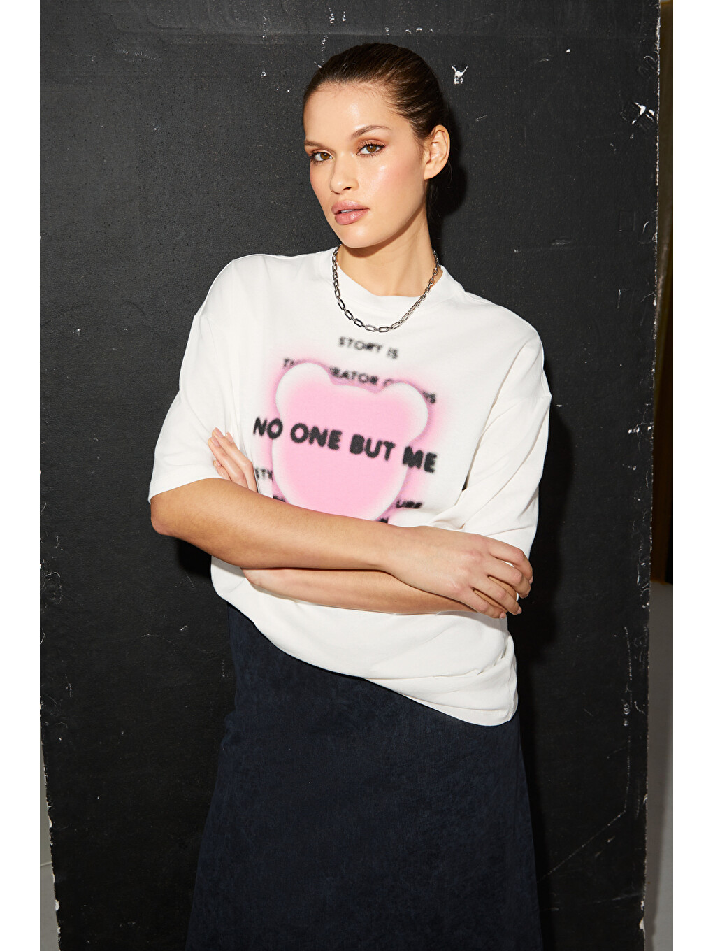 Bug Kadın %100 Organik Pamuklu Baskı Detaylı Oversize Fit Bol Kesim Kısa Kollu Ekru T-shirt-6