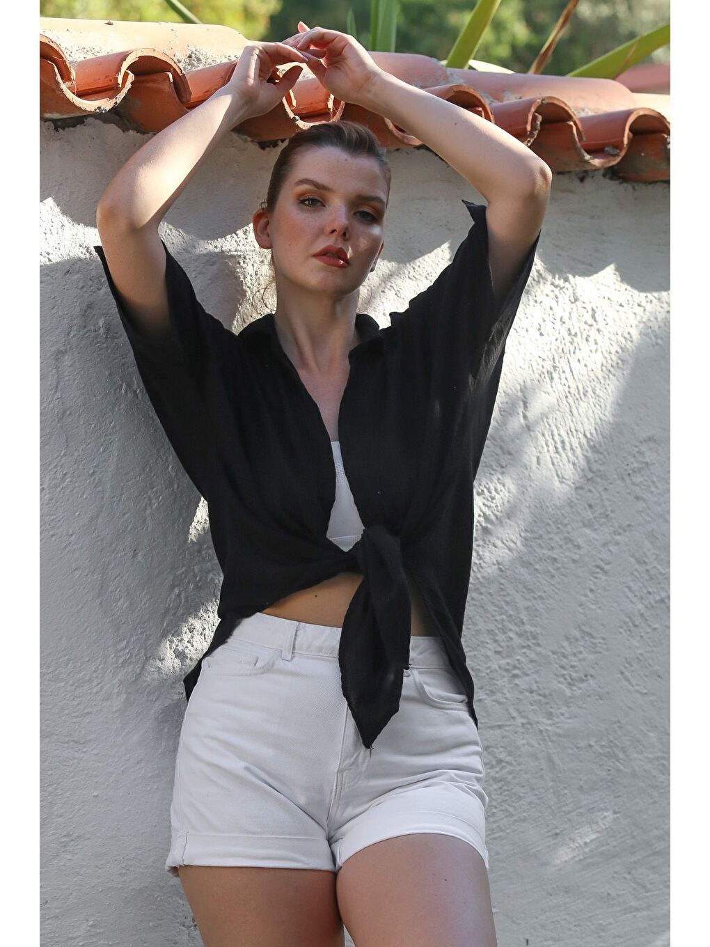 Siyah Gömlek Yaka Kısa Kol Kapamasız Yıkamalı Casual Dokuma Gömlek 62 67-6