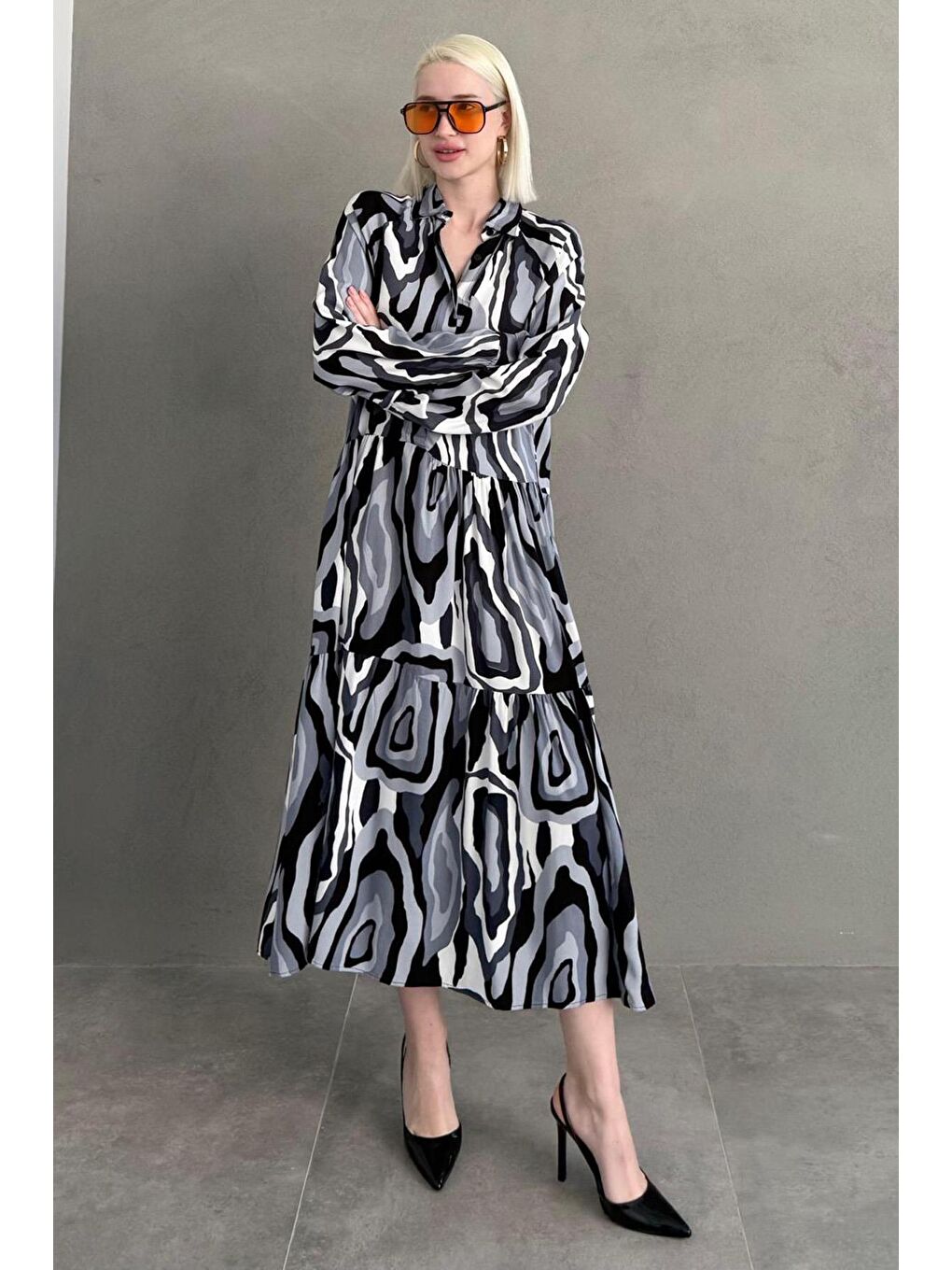 Gri Uzun Kollu Düğmeli Desenli Elbise Mg2430-1