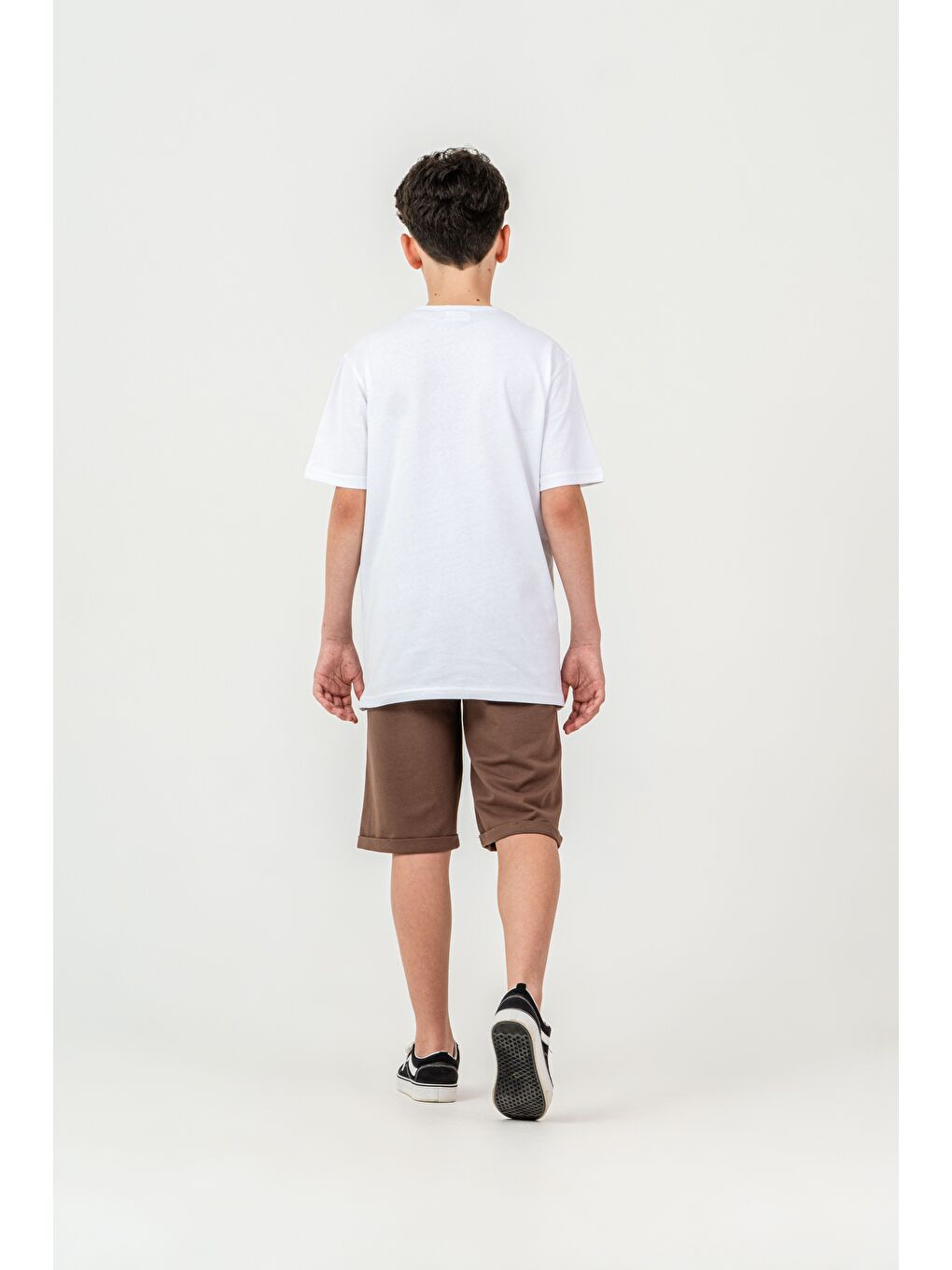 Kahverengi Ön Orta Baskılı Duble Paçalı Erkek Çocuk Şort - Tişört Takımı-3