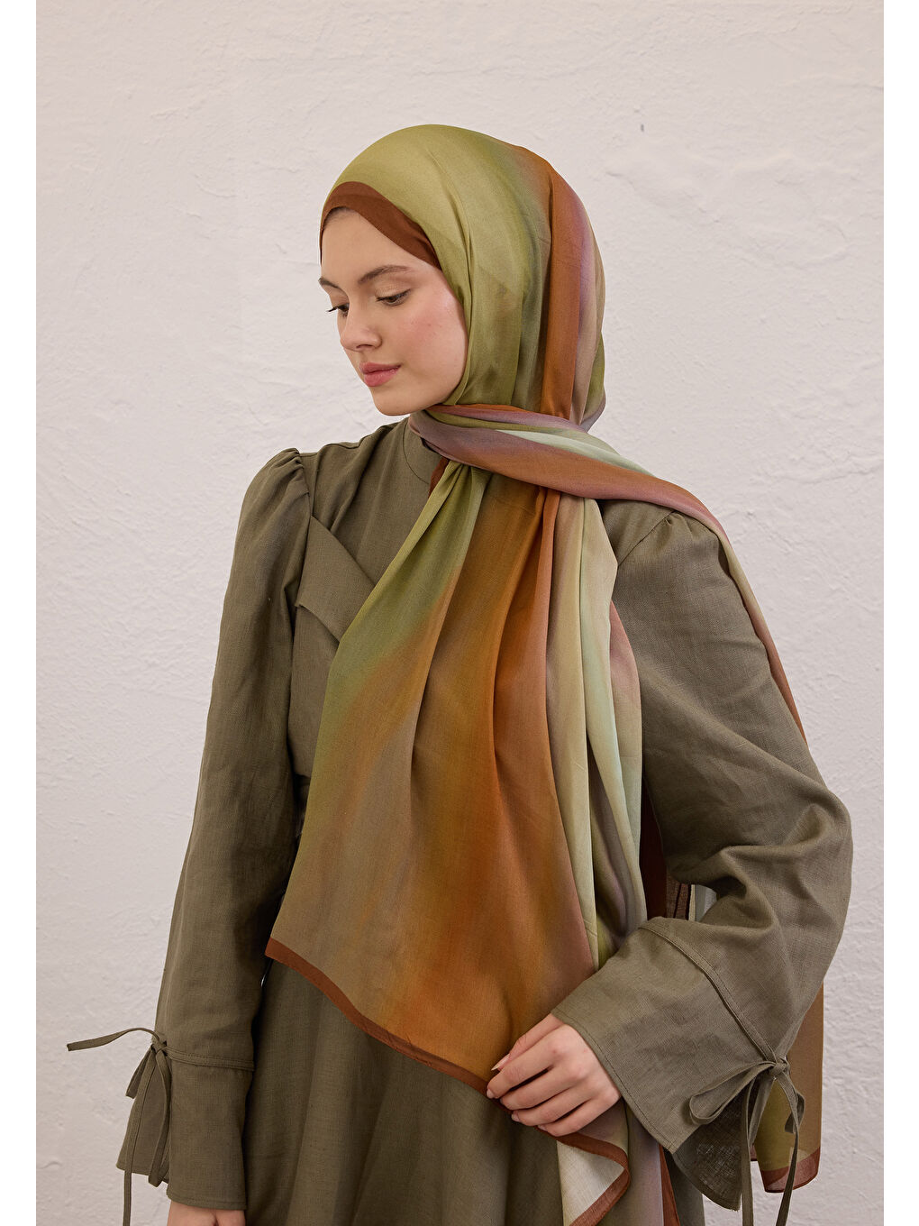 Color Brush Desen Rami Şal Soft Yeşil-1