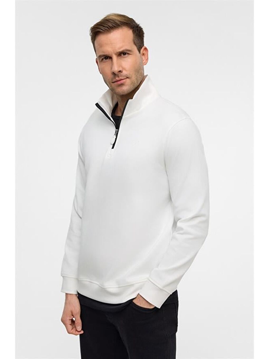 Beyaz Regular Düz Yarım Balıkçı Yaka Sweatshirt-2