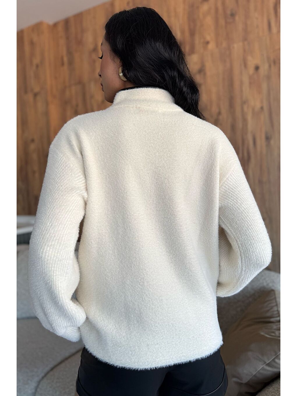 Ekru Deri Detaylı Angora İplik Kadın Triko Ceket-5
