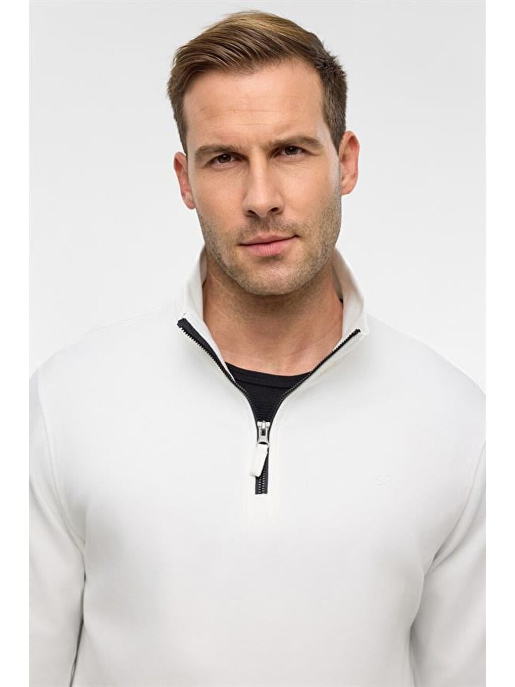 Beyaz Regular Düz Yarım Balıkçı Yaka Sweatshirt-4