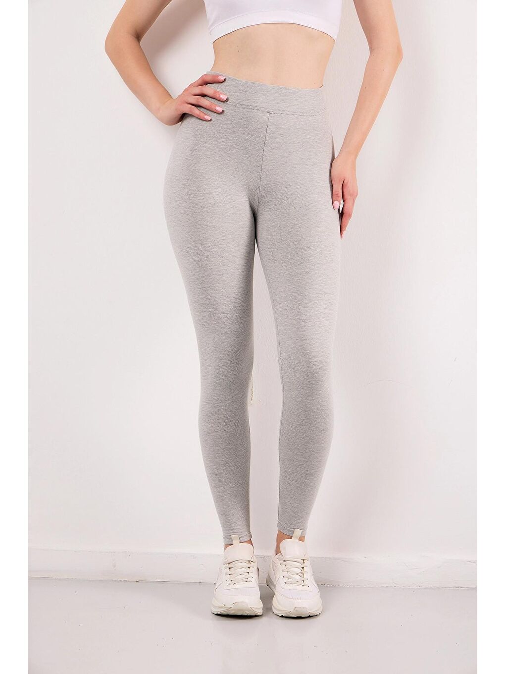 Gri Seamless Dikişsiz Vücudu Saran Toparlayıcı Spor Tayt-2