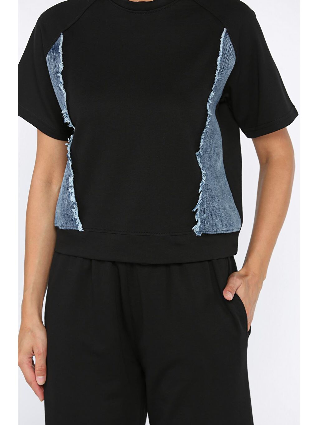 Siyah Kadın Jean Garnili Püsküllü Tişört Pantolon İkili Takım-3