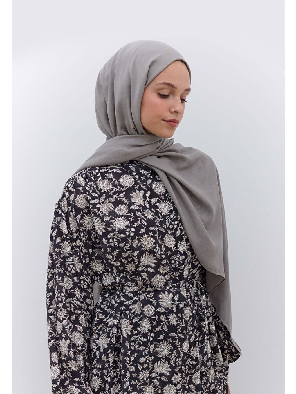 Gri Rami Viskon Şal Gümüş-1