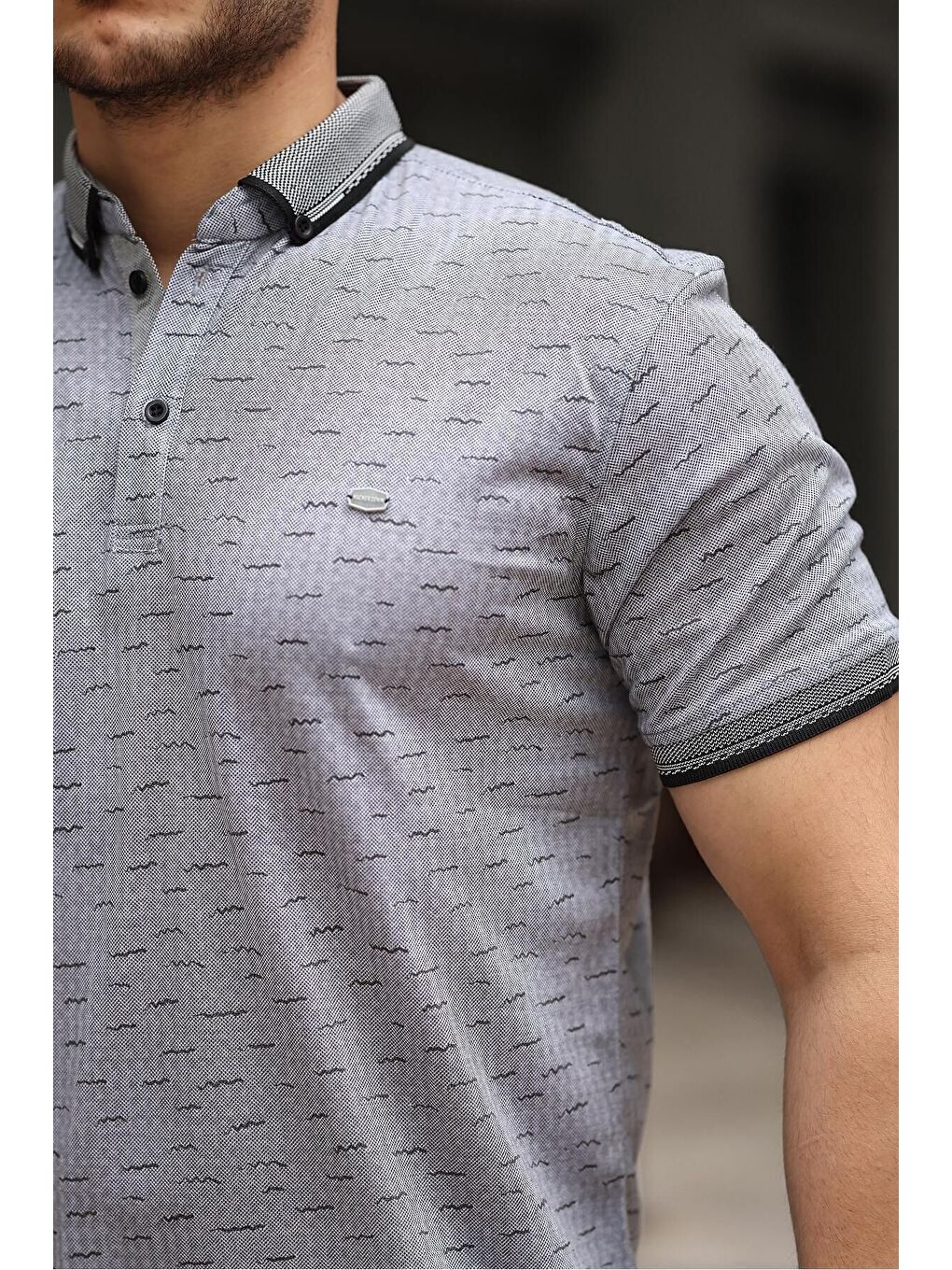 Siyah Erkek Kıvrılmaz Polo Yaka Cepsiz Slim Fit Desenli T-Shirt-1