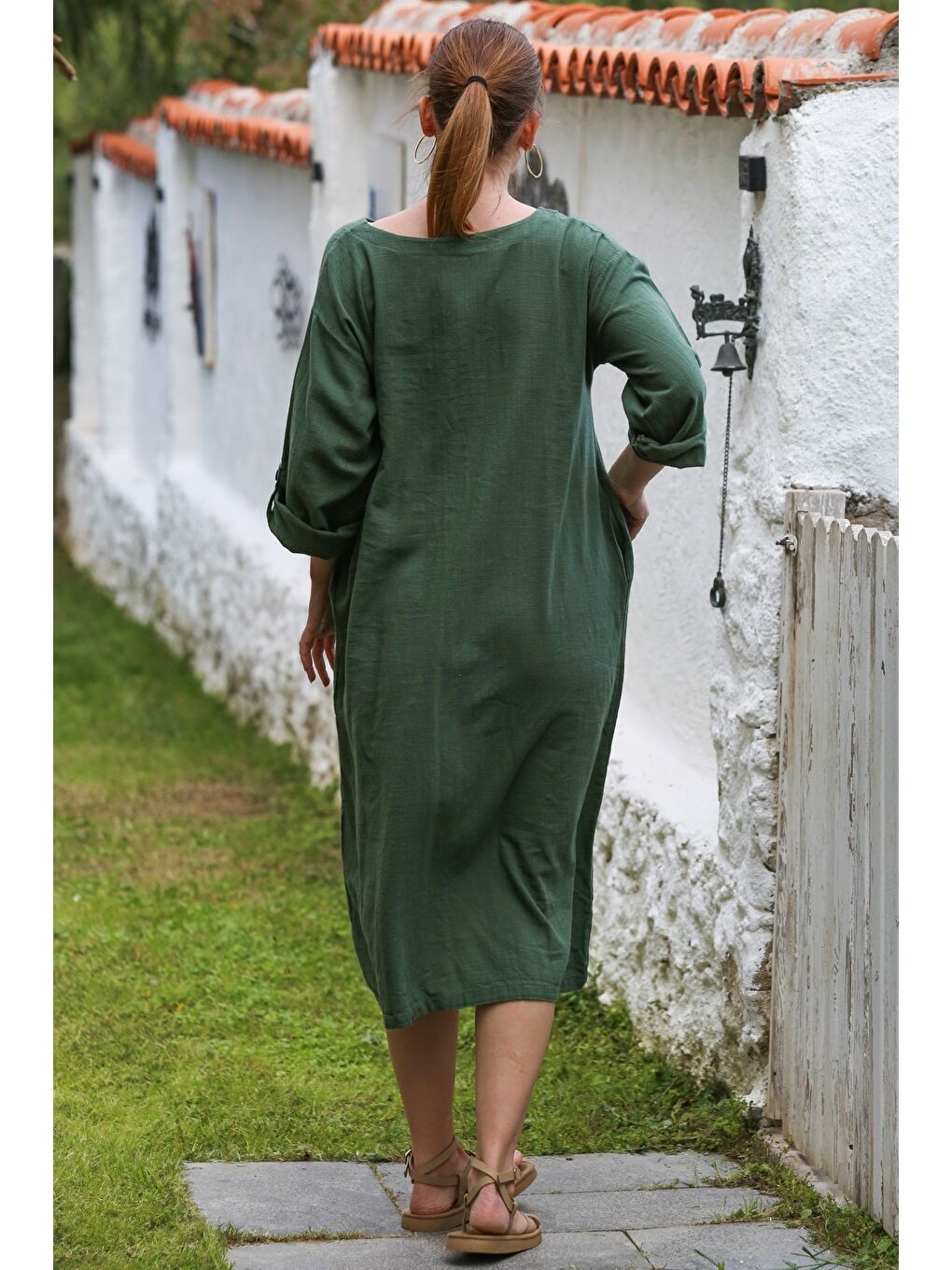 Koyu Yeşil V Yaka Düğmeli Uzun Kollu Casual Keten Görünümlü Dokuma Elbise 118 60-7