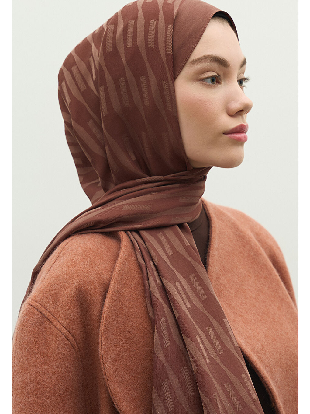 Kahverengi NARA PAMUK FLOŞ JAKARLI ŞAL KAKAO-1