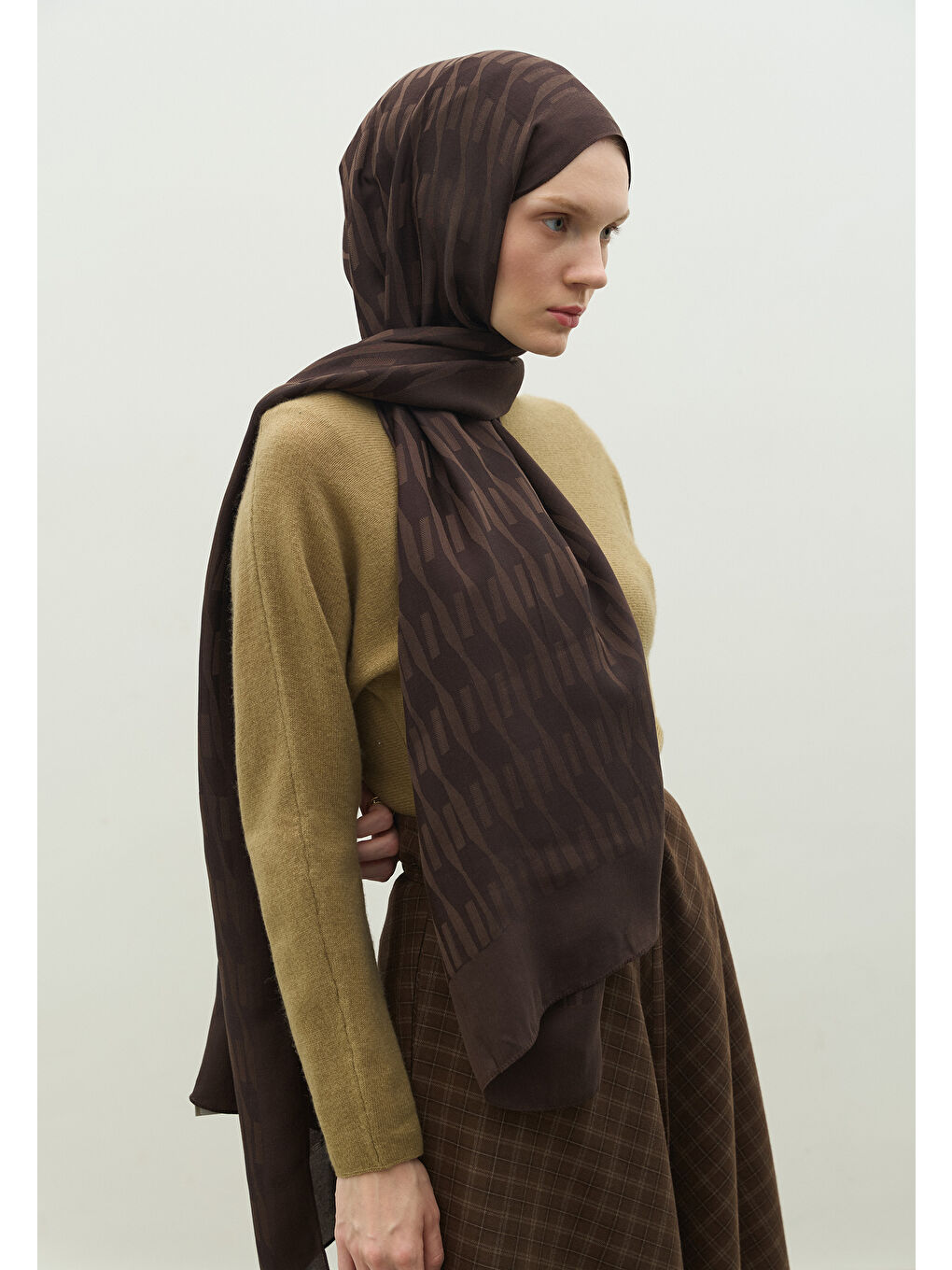 Kahverengi NARA PAMUK FLOŞ JAKARLI ŞAL ACI KAHVE-3