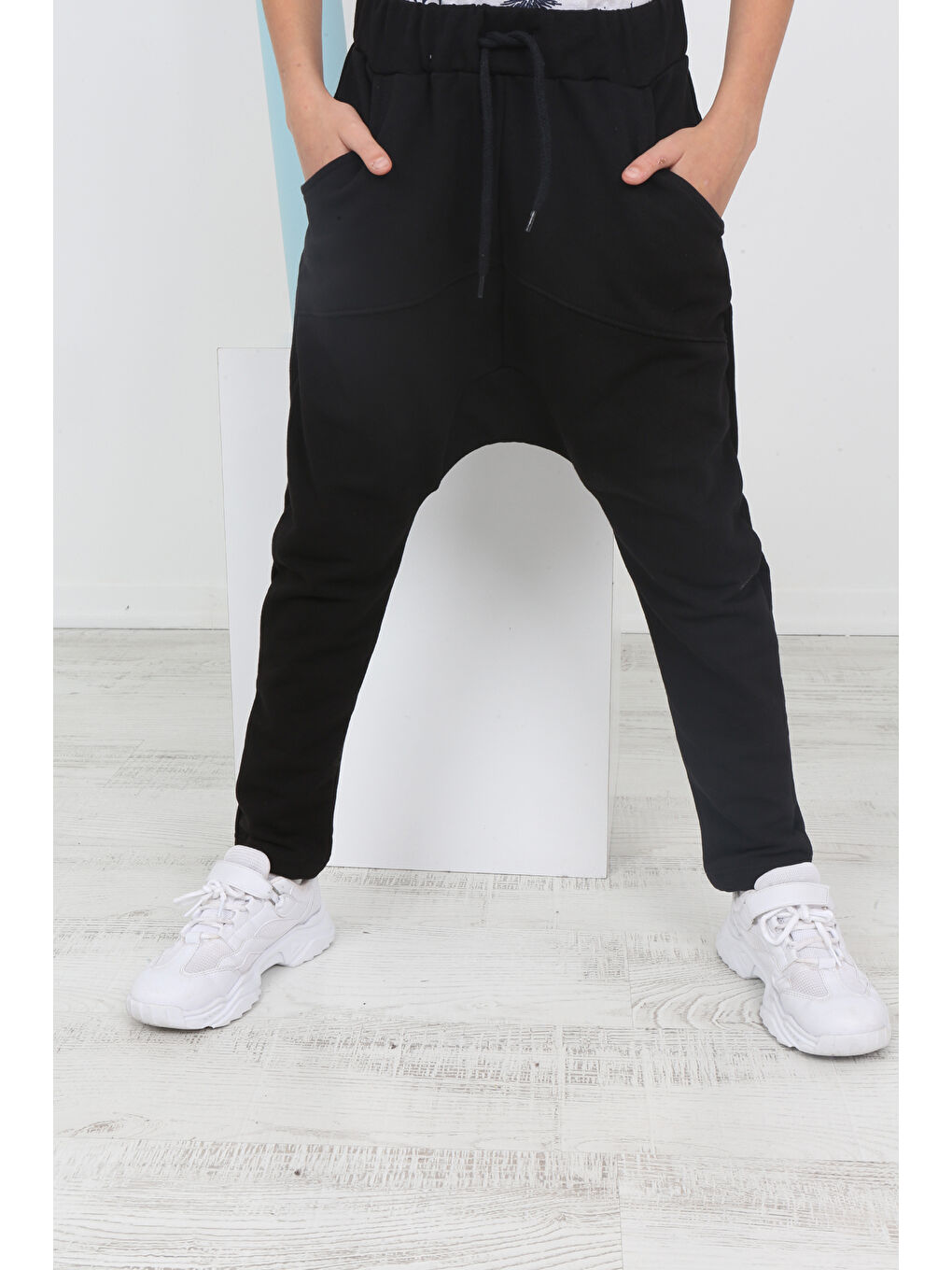 Siyah Erkek Çocuk Şalvarlı Eşofman Alt