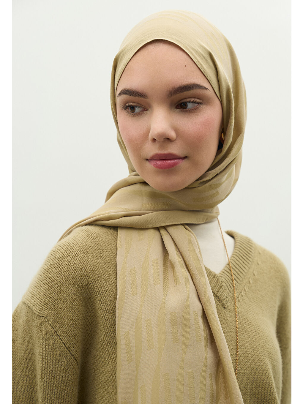 Bej NARA PAMUK FLOŞ JAKARLI ŞAL VİZON-1