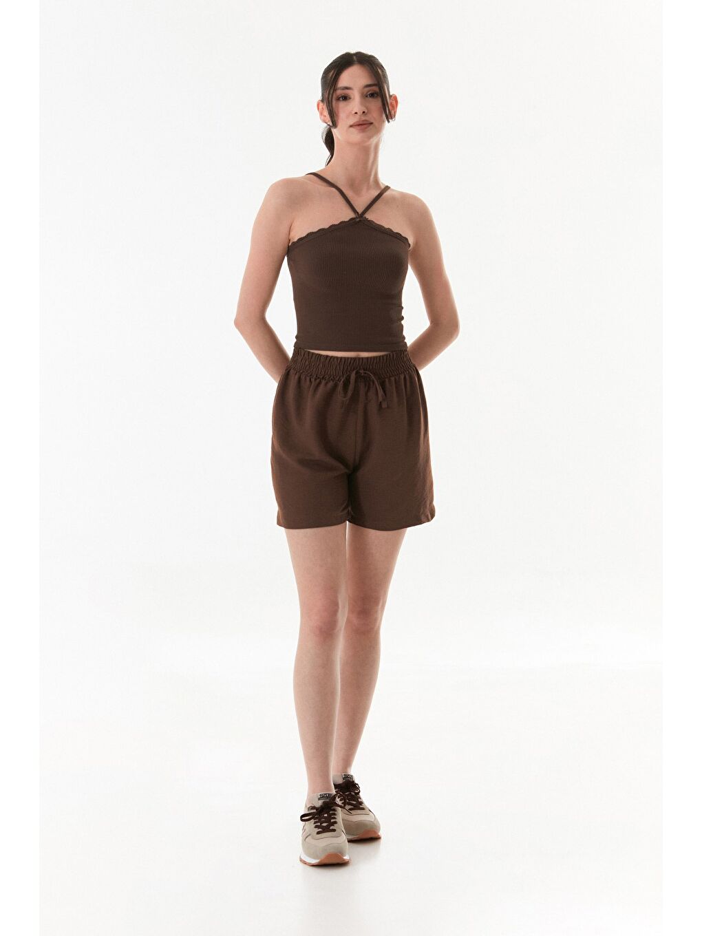 Kahverengi Fitilli Çapraz Askılı Crop Body-3