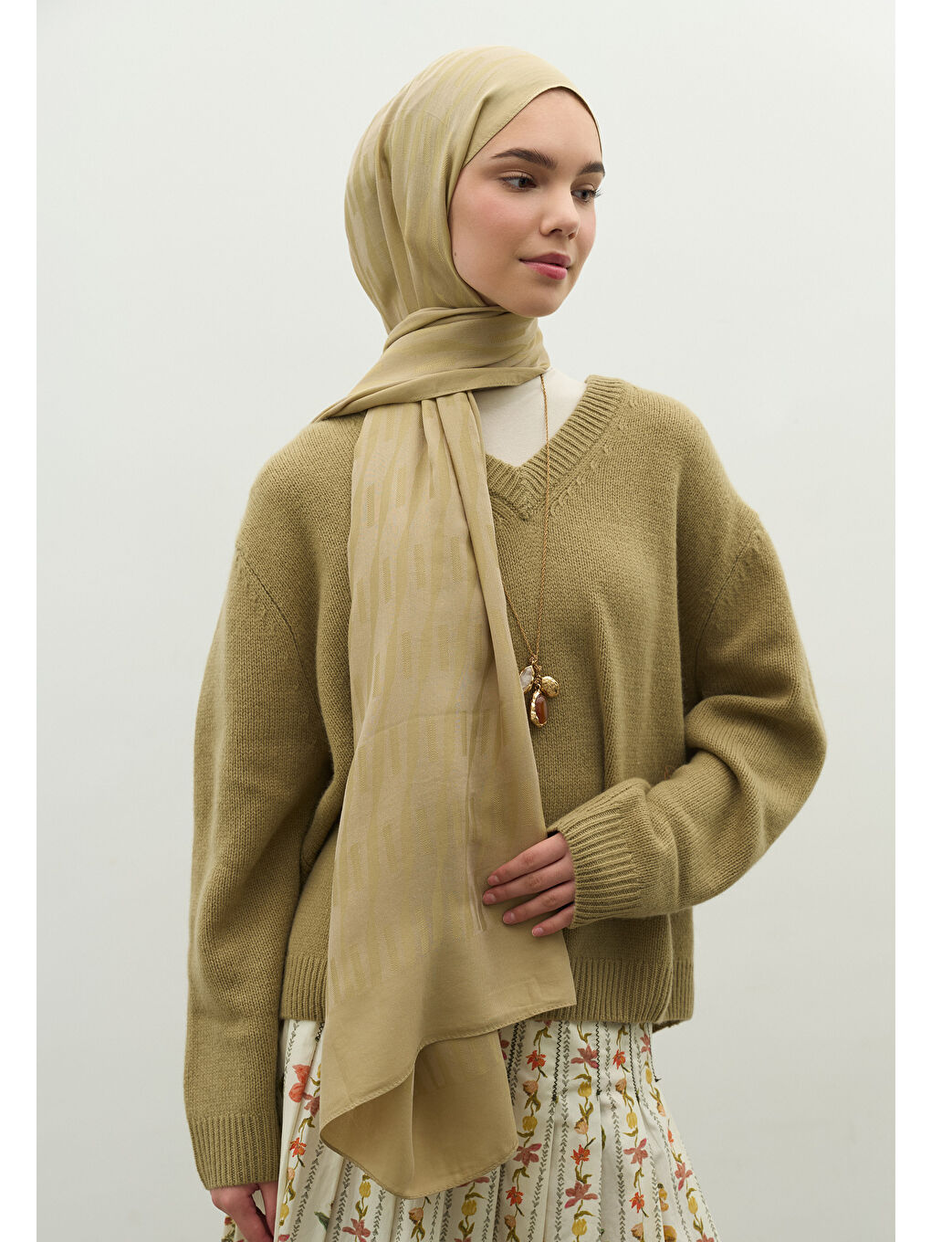 Bej NARA PAMUK FLOŞ JAKARLI ŞAL VİZON-2