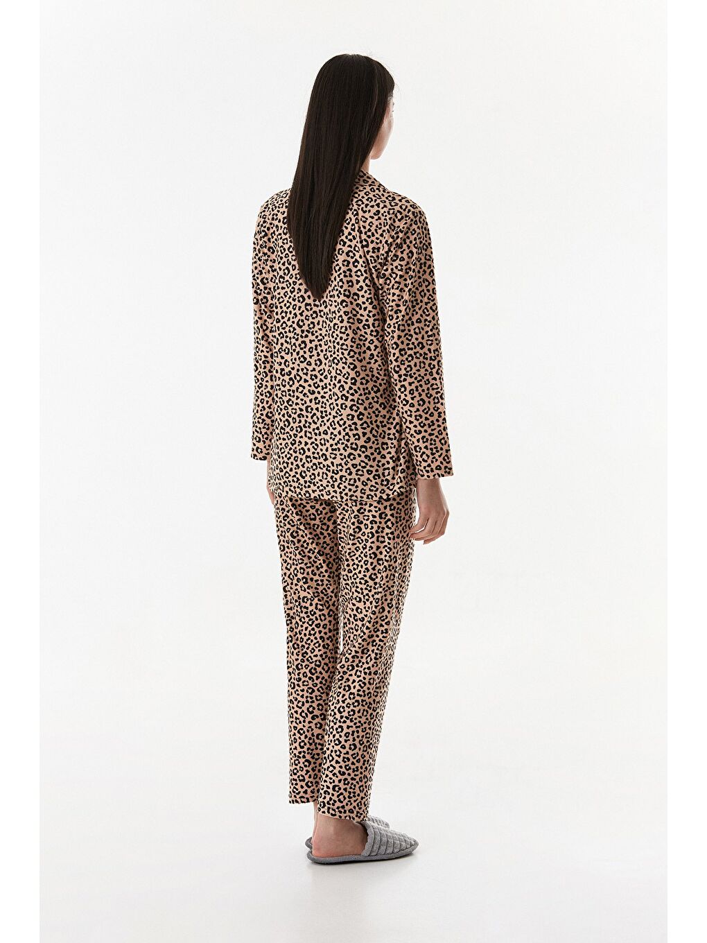 Bej Ekose Desenli Gömlek Yaka Süet Pijama Takımı-2