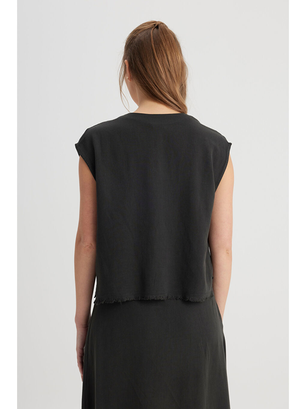 Regular Fit Normal Kesim Bisiklet Yaka Siyah Yelek-5