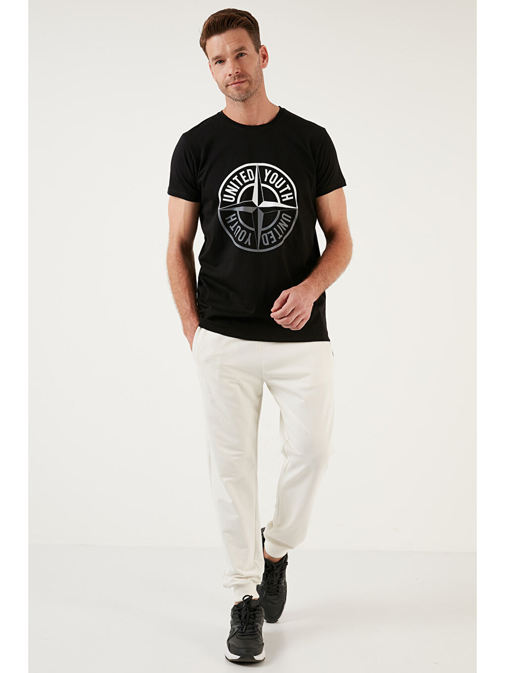 Siyah Pamuklu Slim Fit Bisiklet Yaka Baskılı 3'lü Paket %100 Pamuk Tişört 541S31-4