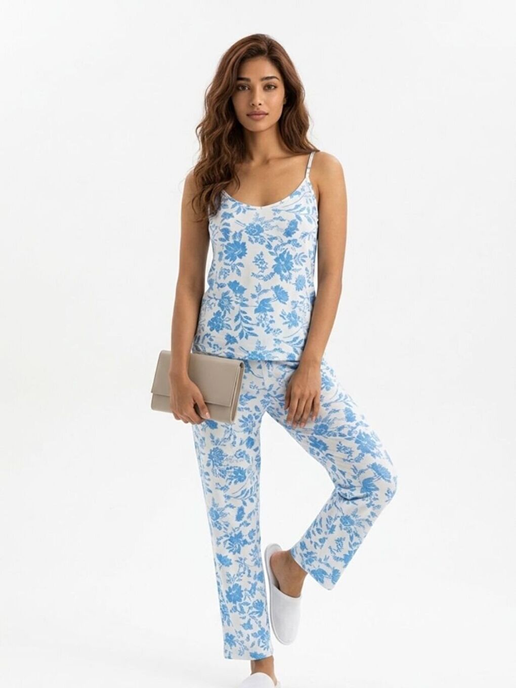 Kadın Mavi Desenli İp Askılı Bürümcük Uzun Premium Pijama Takım-1