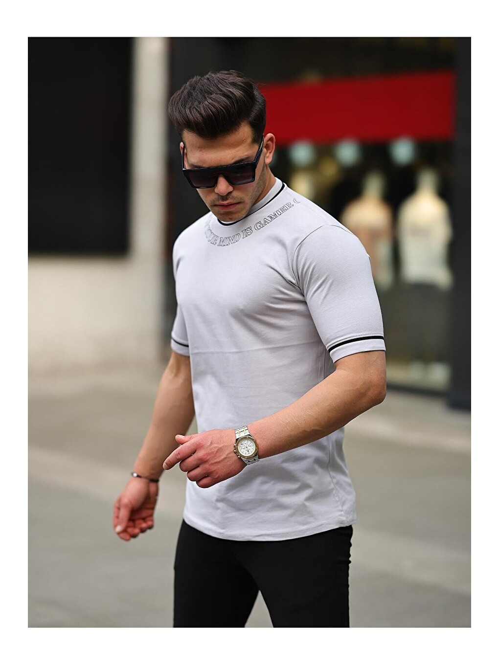 Gri Erkek Slim Fit Boyun Baskılı Tişört