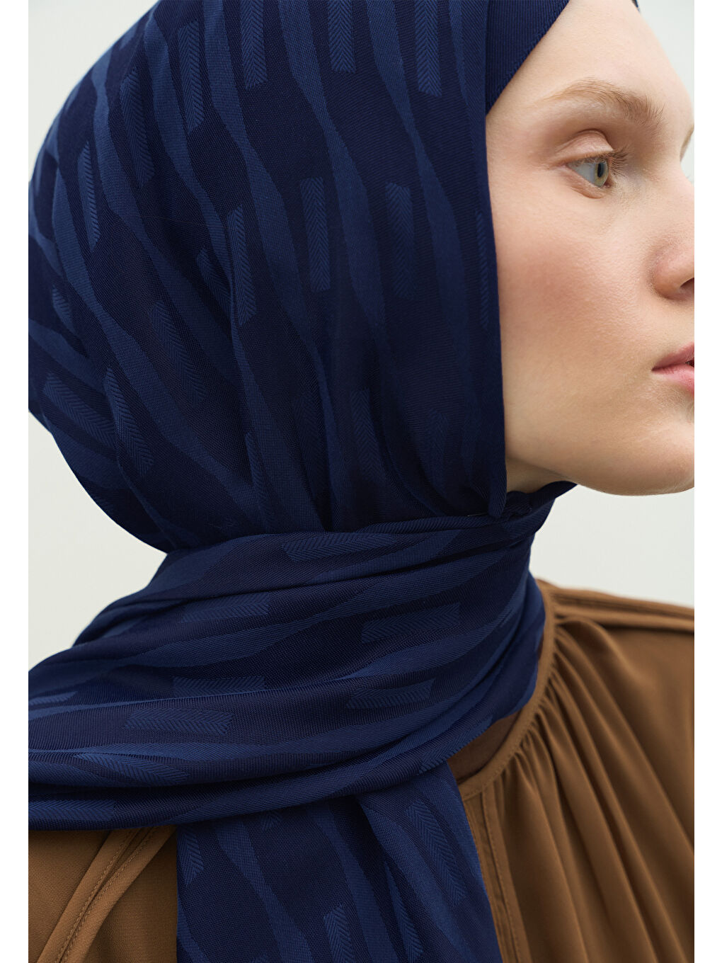 Mavi NARA PAMUK FLOŞ JAKARLI ŞAL GECE MAVİSİ-3