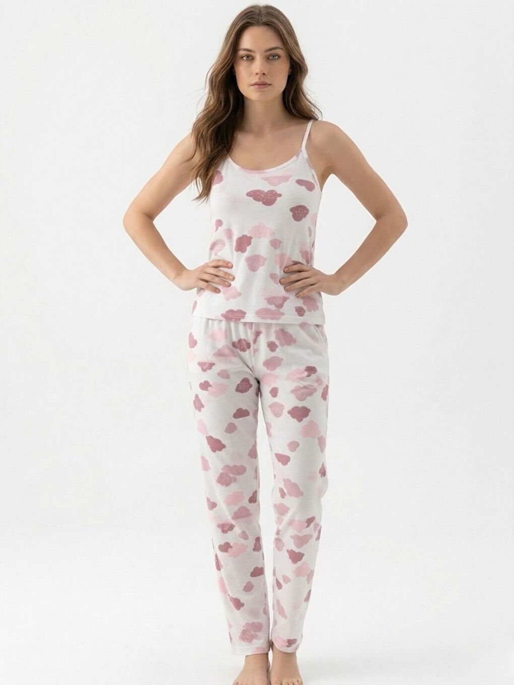 Kadın Pembe Bulut Desenli İp Askılı Bürümcük Uzun Premium Pijama Takım