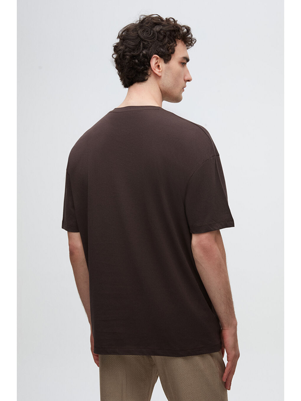 Oversize Kahverengi Bisiklet Yaka %100 Pamuk Tişört-3