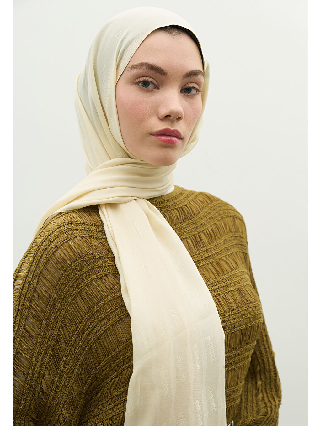 Kahverengi NARA PAMUK FLOŞ JAKARLI ŞAL TEREYAĞI-2