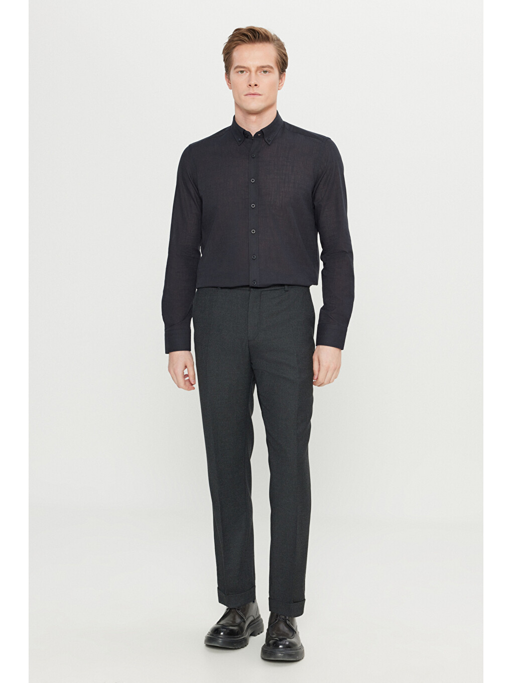 Erkek Siyah Yünlü Slim Fit Dar Kesim Beli Gizli Lastikli Yan Cepli Klasik Pantolon-1