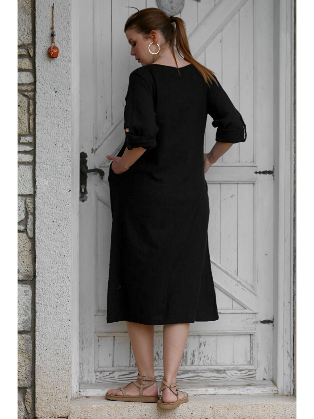 Siyah V Yaka Düğmeli Uzun Kollu Casual Keten Görünümlü Dokuma Elbise 118 60-5