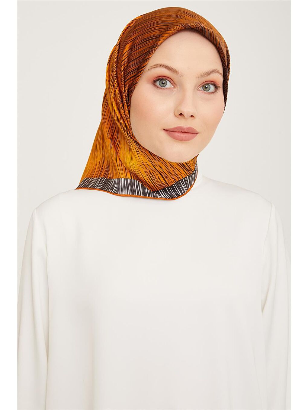Turuncu Twill İpek Eşarp 23Ka9005 34