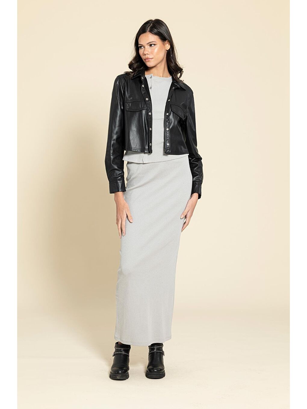 Düğmeli Gri Bluz Etek Takım-3