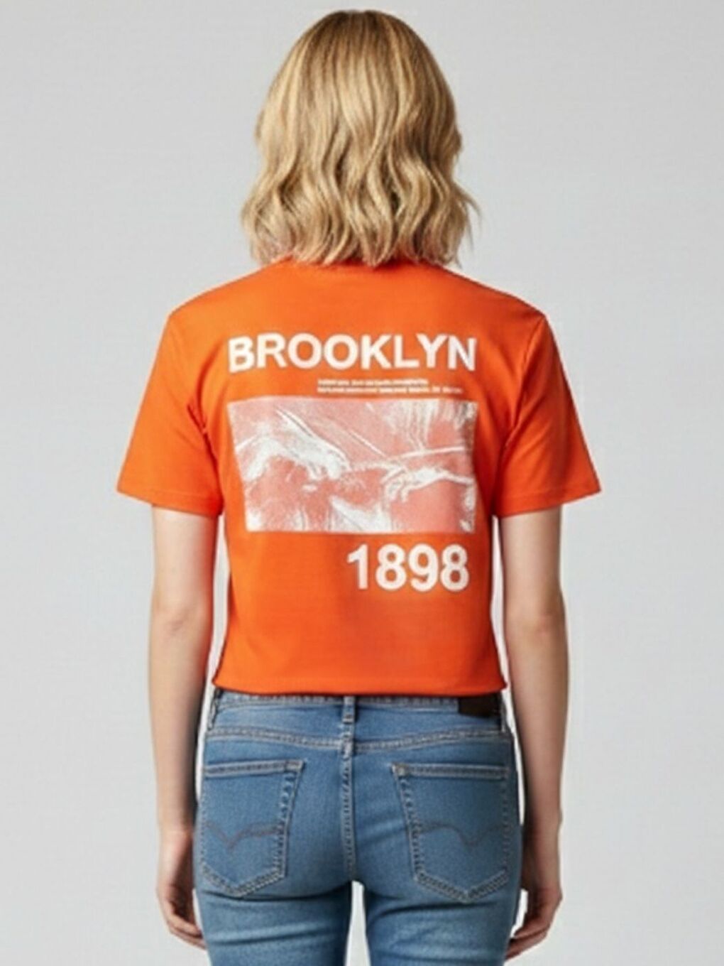Kadın Turuncu Brooklyn 1898 Eller Baskılı Tişört-1