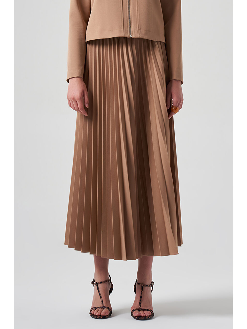 Kahverengi Piliseli Etek 8037 Camel