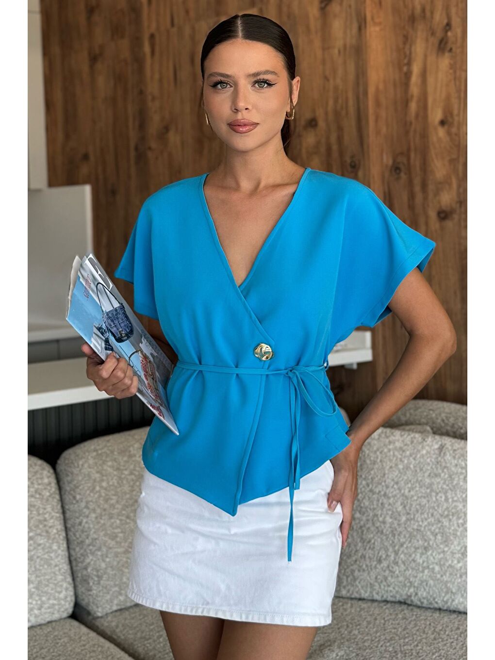 Mavi Kruvaze Yaka Bel Bağcıklı Kolsuz Kısa Ceket-1