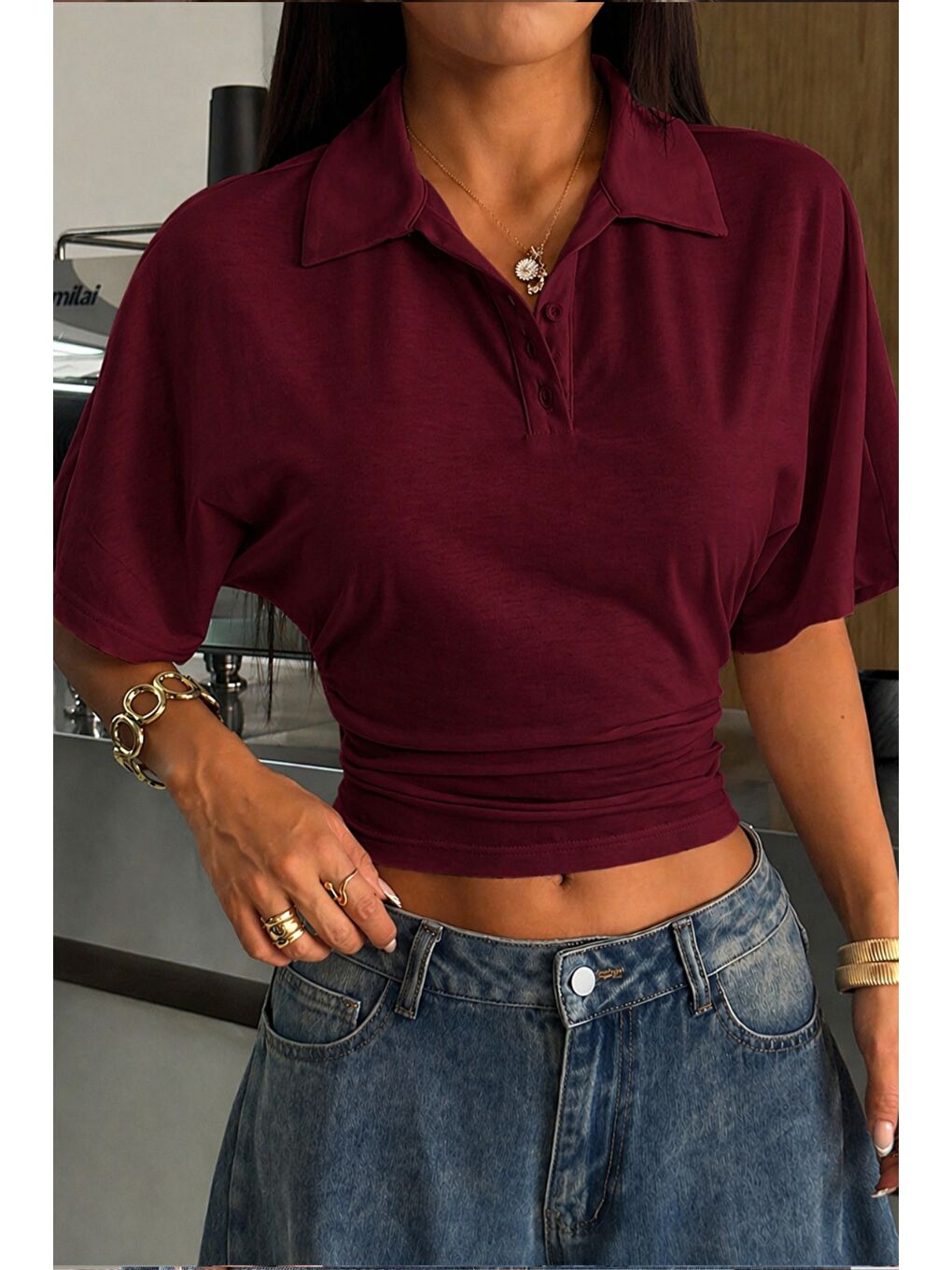 Bordo Kadın Beyaz Crop Belden Oturan Tişört Polo Yaka Modern Tasarım-5