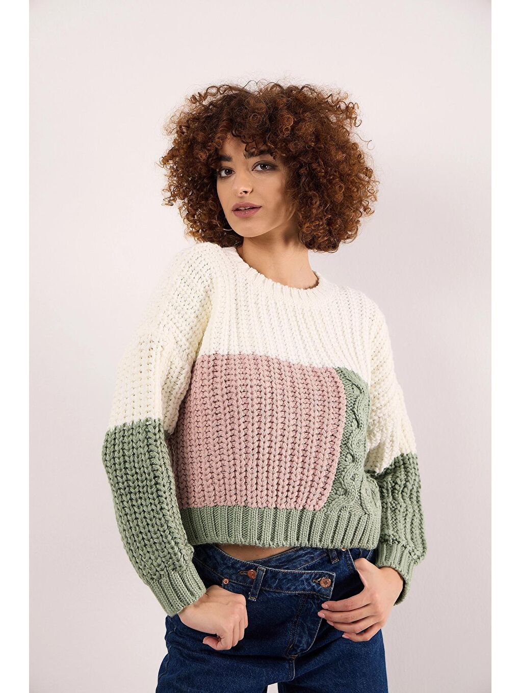 Yeşil Bisiklet Yaka Uzun Kollu Kısa Kesim Örme Triko Kazak