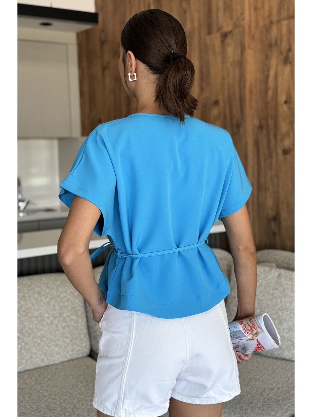 Mavi Kruvaze Yaka Bel Bağcıklı Kolsuz Kısa Ceket-3