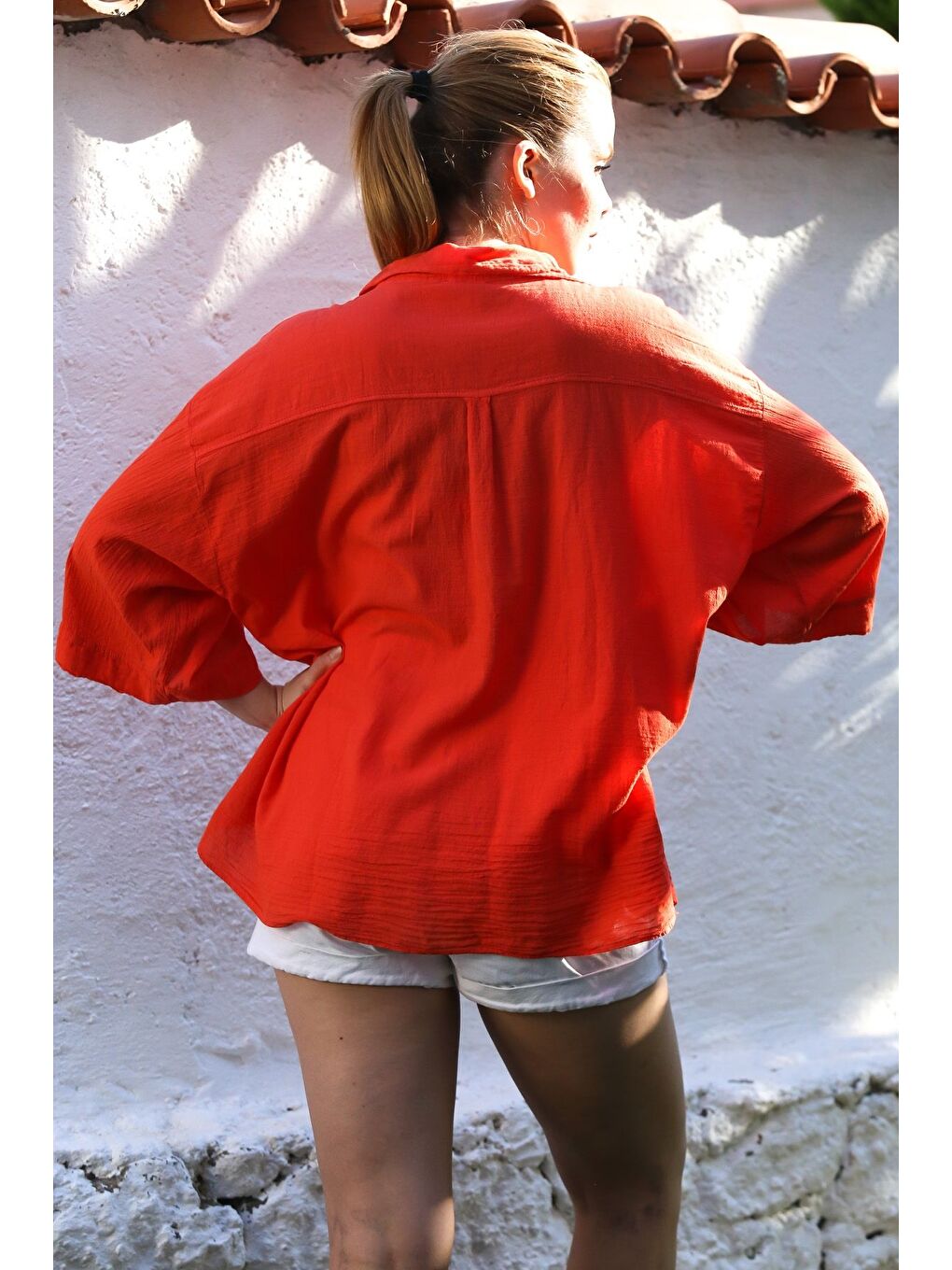 Kırmızı Narçiçeği Gömlek Yaka 3/4 Kol Düğmeli Yıkamalı Casual Oversize Dokuma Gömlek 75 68-6