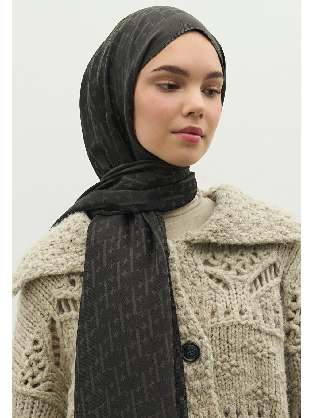 Siyah MONOGRAM PAMUK FLOŞ JAKARLI ŞAL KÖMÜR-3