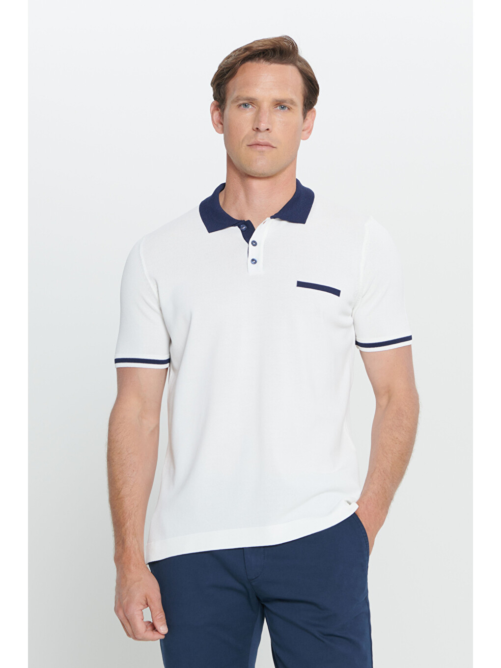 Erkek Beyaz-lacivert Standart Fit Normal Kesim Polo Yaka Triko Tişört-2