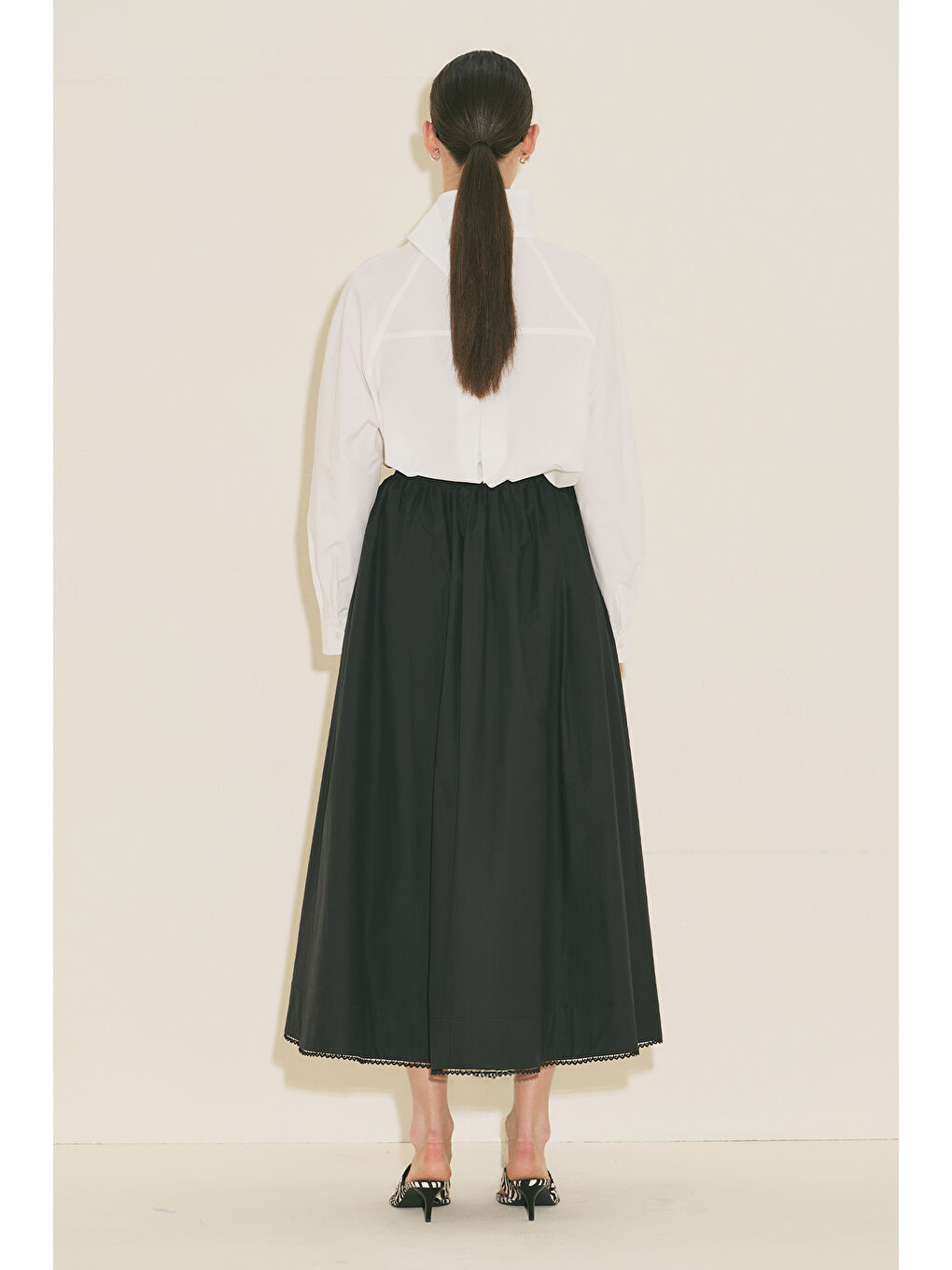 Yüksek Yakalı Kısa Gömlek Ekru-3