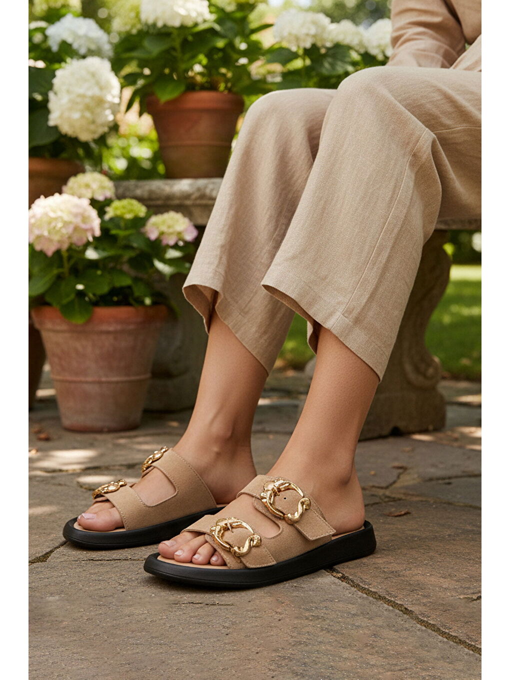 Bej Nude Çift Bantlı Hafif Kadın Günlük Terlik 513086 Z-2