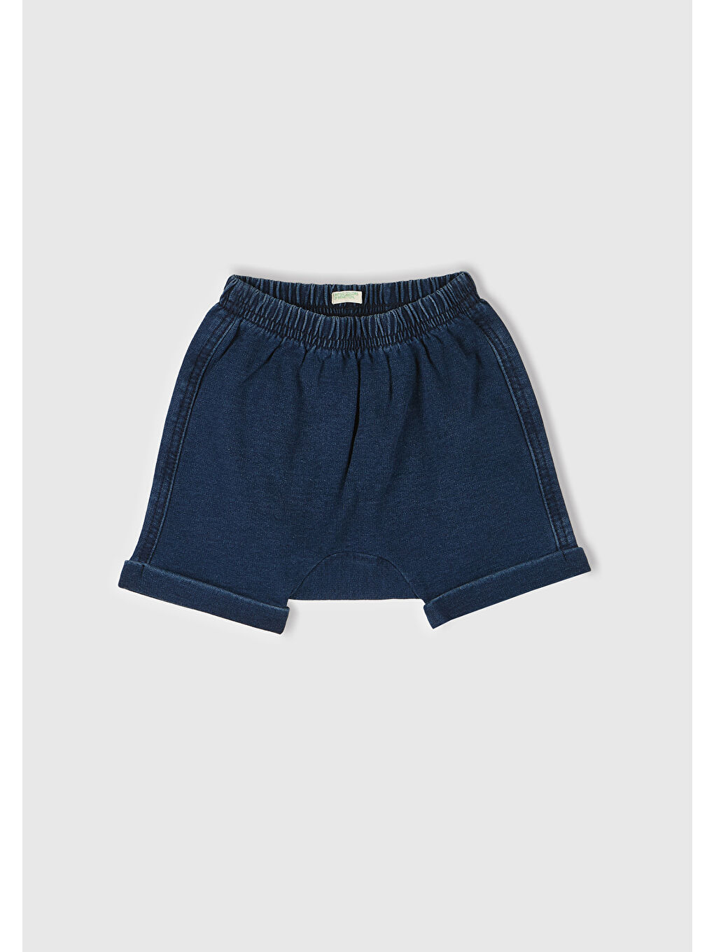 Mavi Bebek Koyu Denim Arkası Nakışlı ve Aplike Kulaklı Beli Lastikli Denim Şort